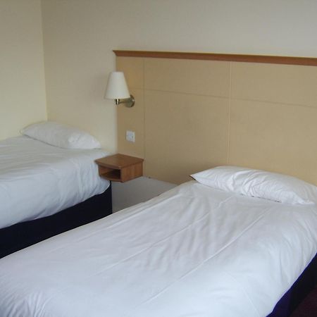 Days Inn Winchester Buitenkant foto