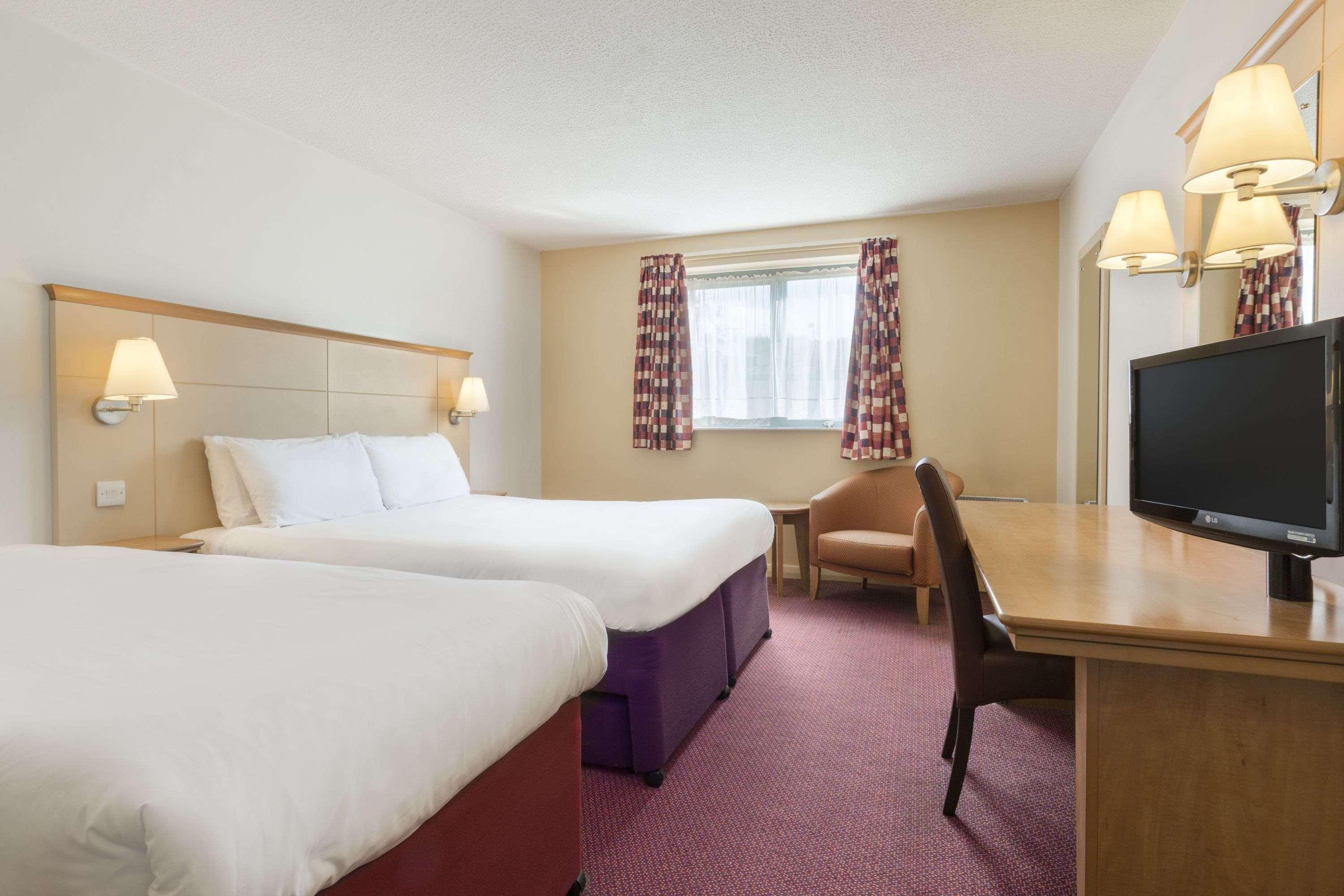 Days Inn Winchester Buitenkant foto