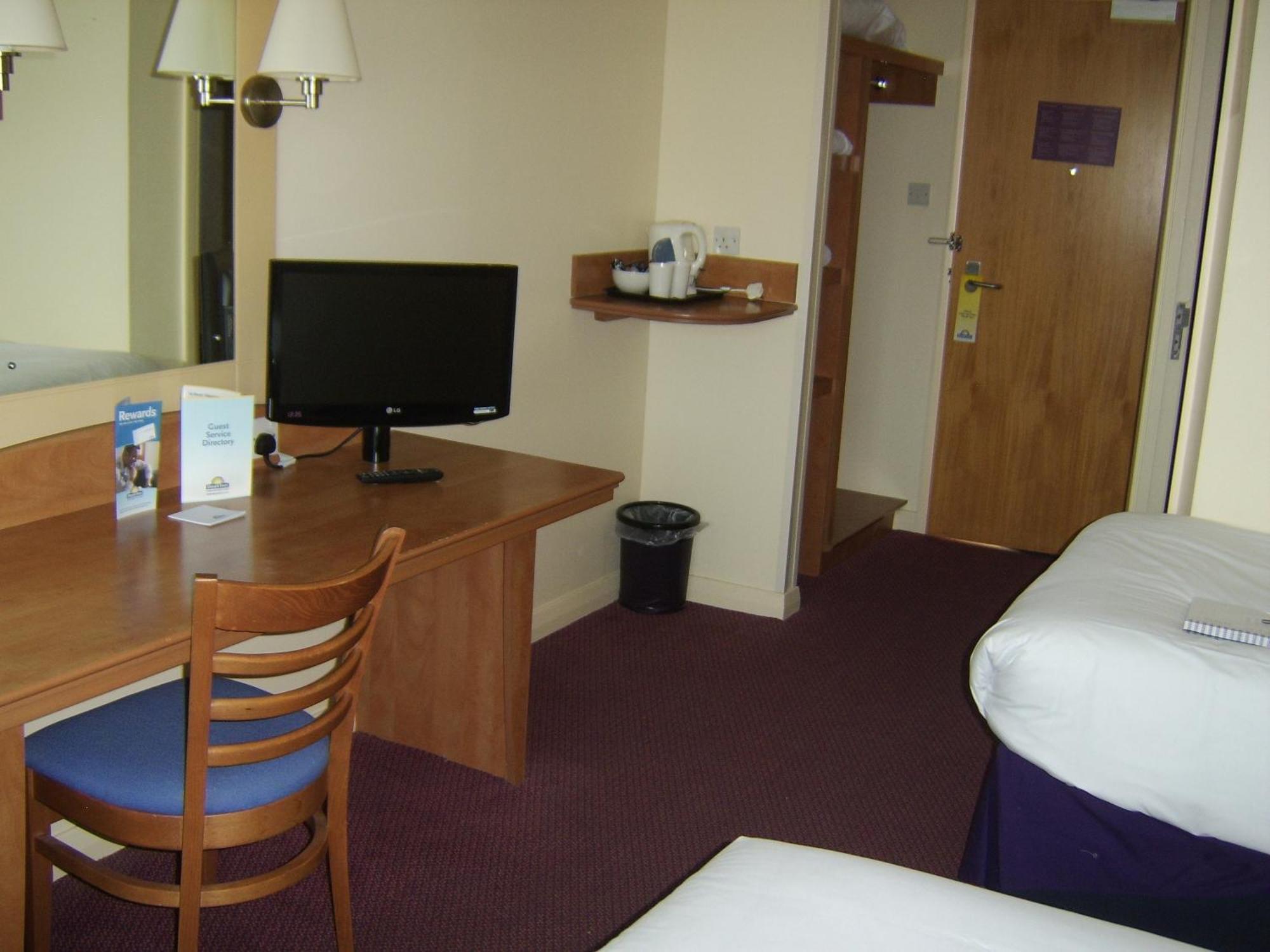 Days Inn Winchester Buitenkant foto